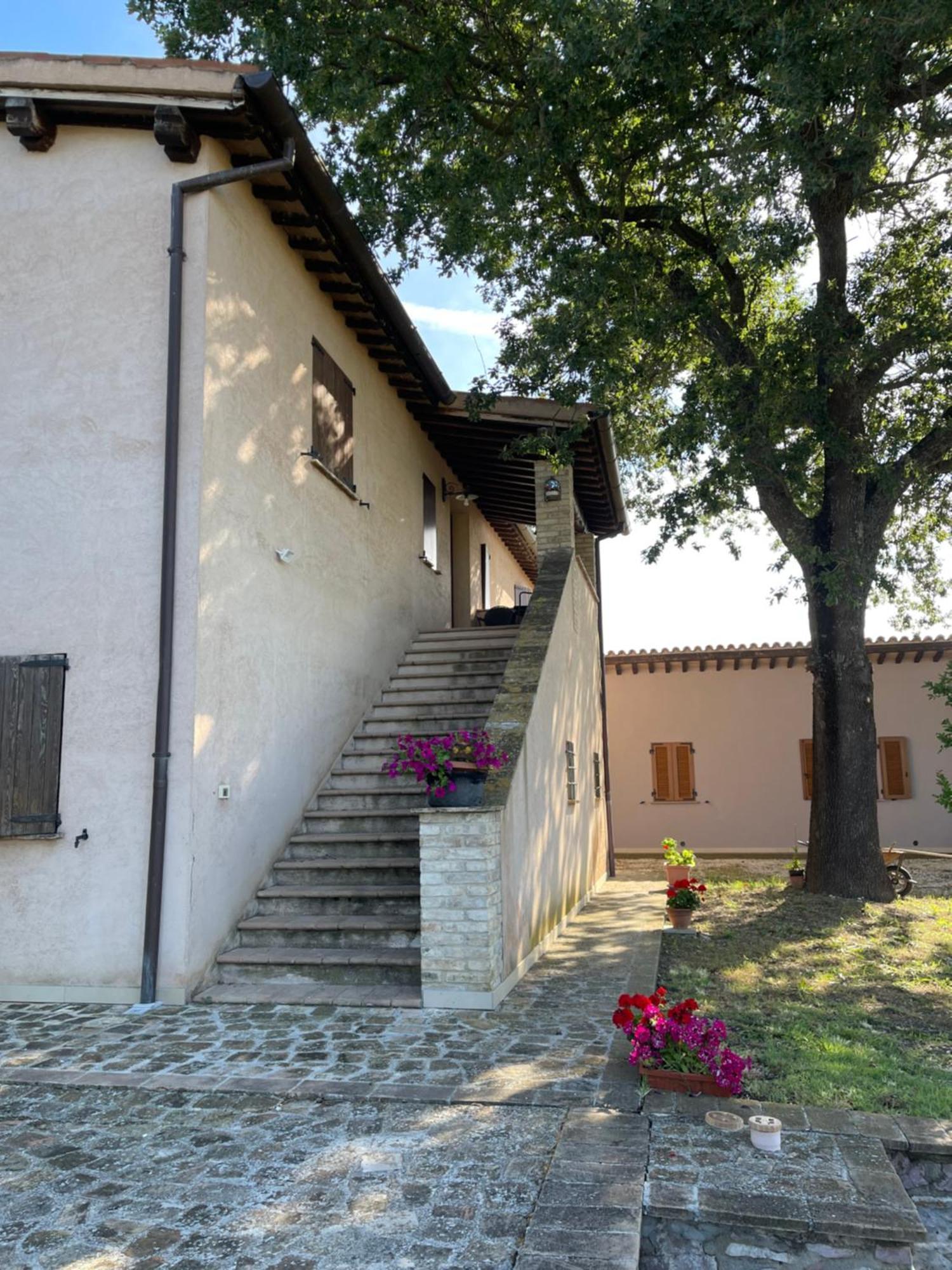 Maison d'hôtes Le Ghiande à Spello Extérieur photo