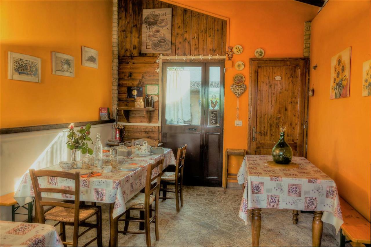 Maison d'hôtes Le Ghiande à Spello Extérieur photo