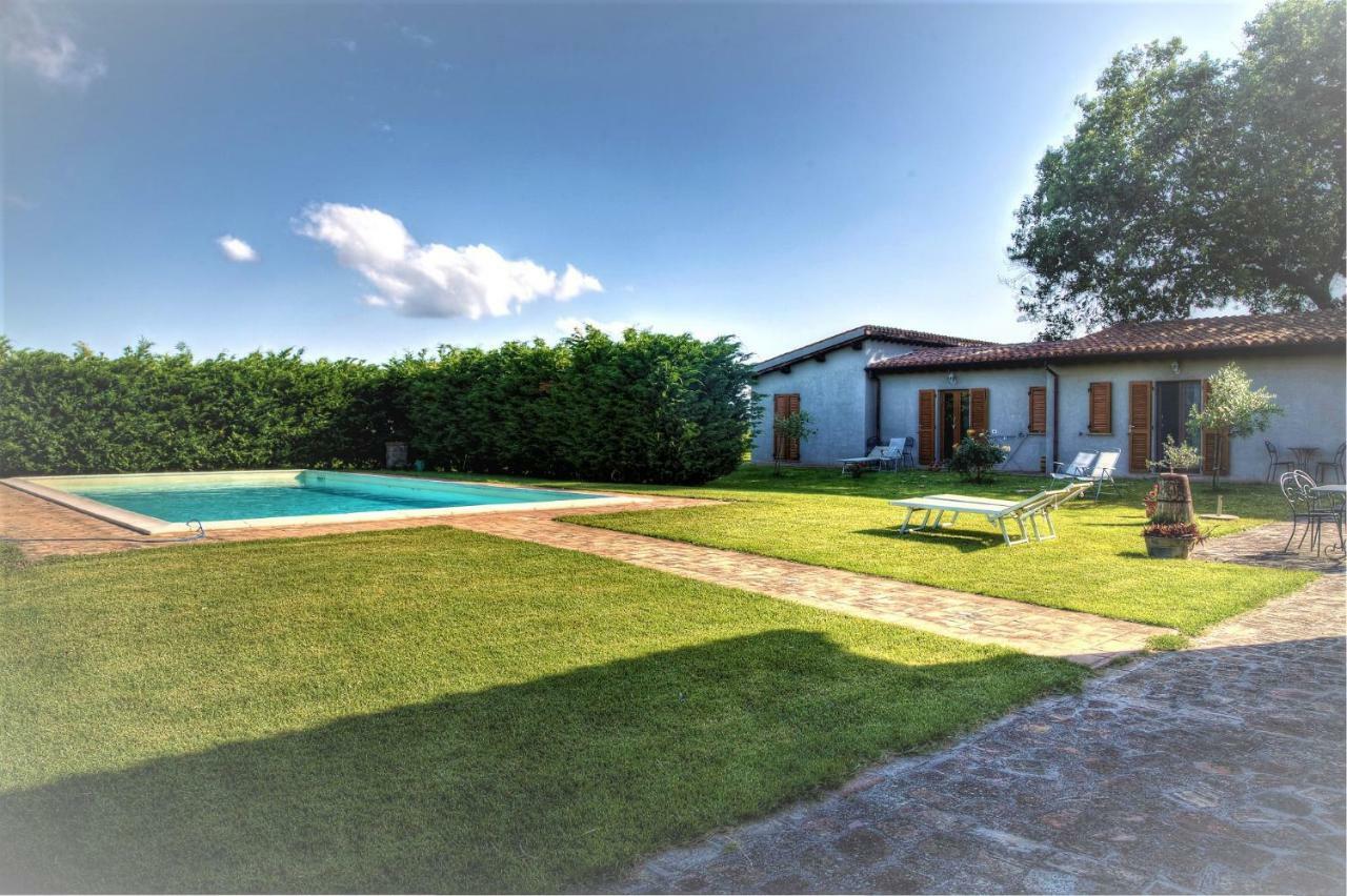 Maison d'hôtes Le Ghiande à Spello Extérieur photo
